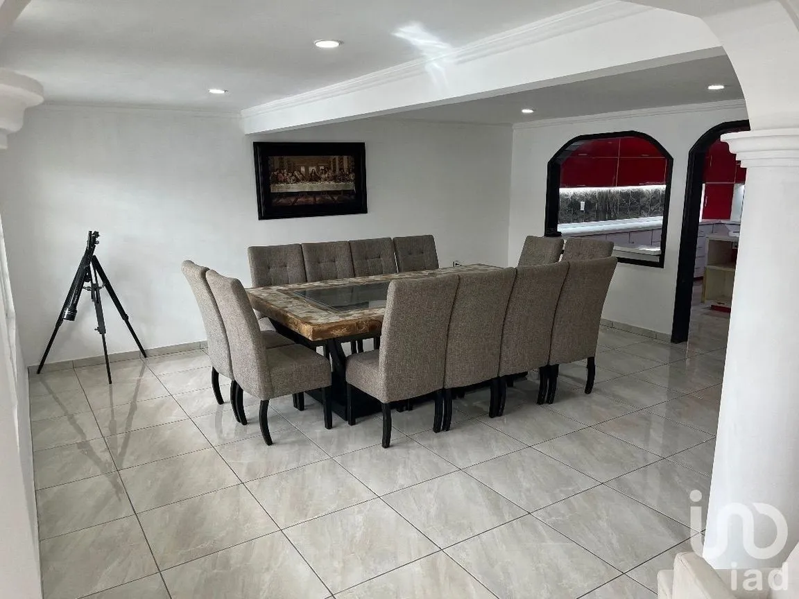 Casa en Venta en La Asunción, Metepec, Estado De México | NEX-228210 | iad México | Foto 3 de 50