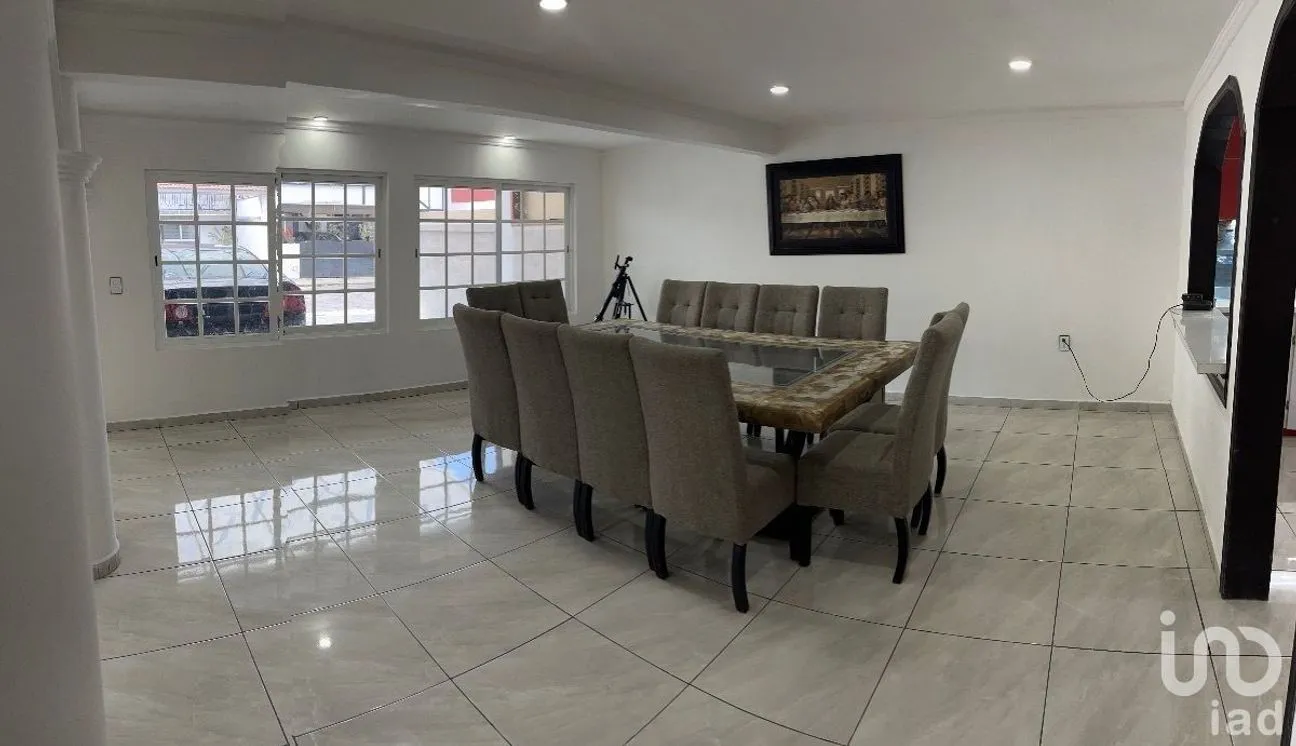 Casa en Venta en La Asunción, Metepec, Estado De México | NEX-228210 | iad México | Foto 5 de 50