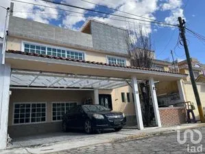 NEX-228210 - Casa en Venta, con 4 recamaras, con 3 baños, con 240 m2 de construcción en La Asunción, CP 52143, Estado De México.