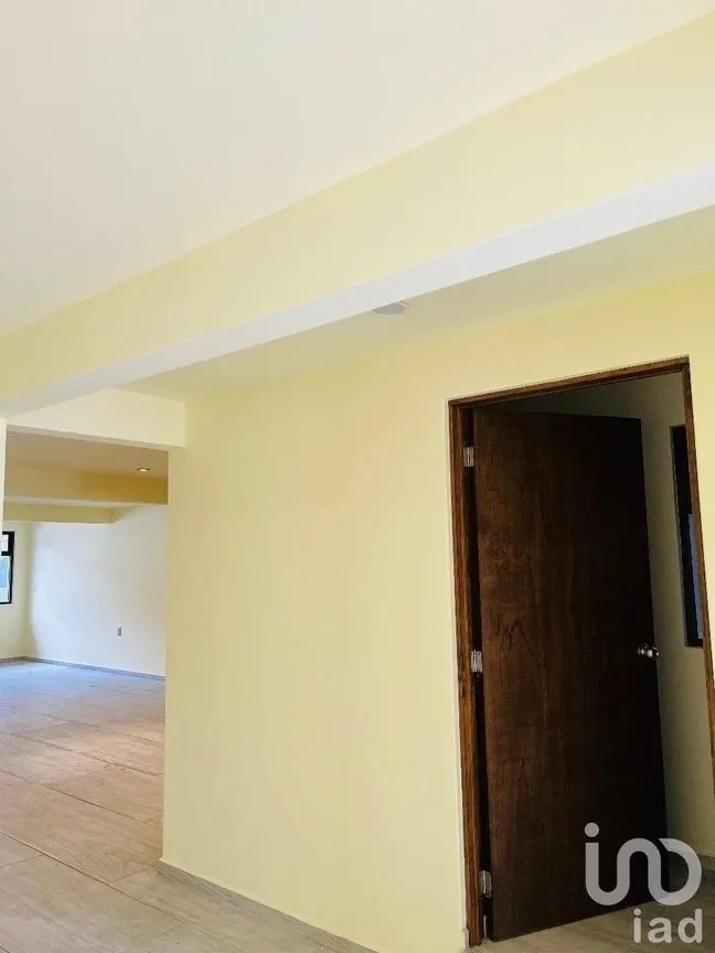 Casa en Venta en Las Arboledas, Tlalnepantla de Baz, Estado De México | NEX-229455 | iad México | Foto 3 de 24