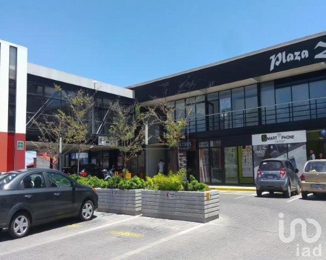 Local en Renta en Centro Sur, Querétaro, Querétaro | NEX-280882 | iad México | Foto 1 de 14