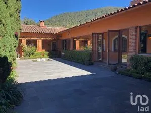 NEX-280894 - Casa en Venta, con 3 recamaras, con 4 baños, con 480 m2 de construcción en Santa Cruz Ayotuxco, CP 52795, Estado de México.
