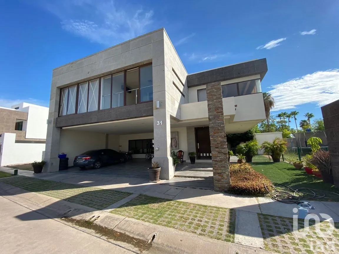Casa en Venta en Las Villas Residencial, Ahome, Sinaloa | NEX-281524 | iad México | Foto 1 de 37