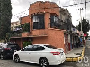 NEX-281527 - Casa en Venta, con 6 recamaras, con 2 baños, con 249 m2 de construcción en Del Mar, CP 13270, Ciudad de México.
