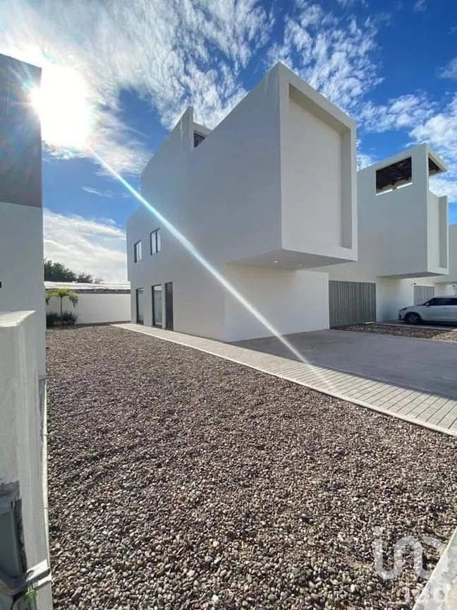 Casa en Venta en Privanzas, Ahome, Sinaloa | NEX-281528 | iad México | Foto 1 de 17