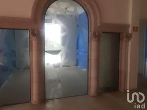 NEX-281550 - Local en Renta, con 4 baños, con 281 m2 de construcción.