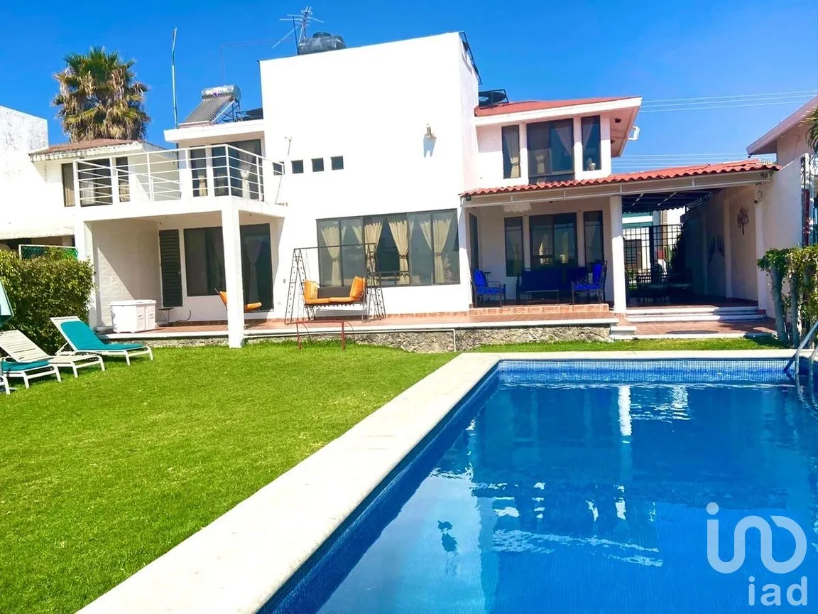 Casa en Renta en Lomas de Cocoyoc, Atlatlahucan, Morelos | NEX-281559 | iad México | Foto 2 de 28