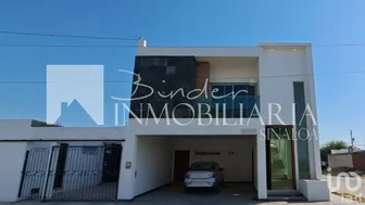 NEX-281590 - Casa en Venta, con 3 recamaras, con 2 baños en Jardines del Bosque, CP 81248, Sinaloa.