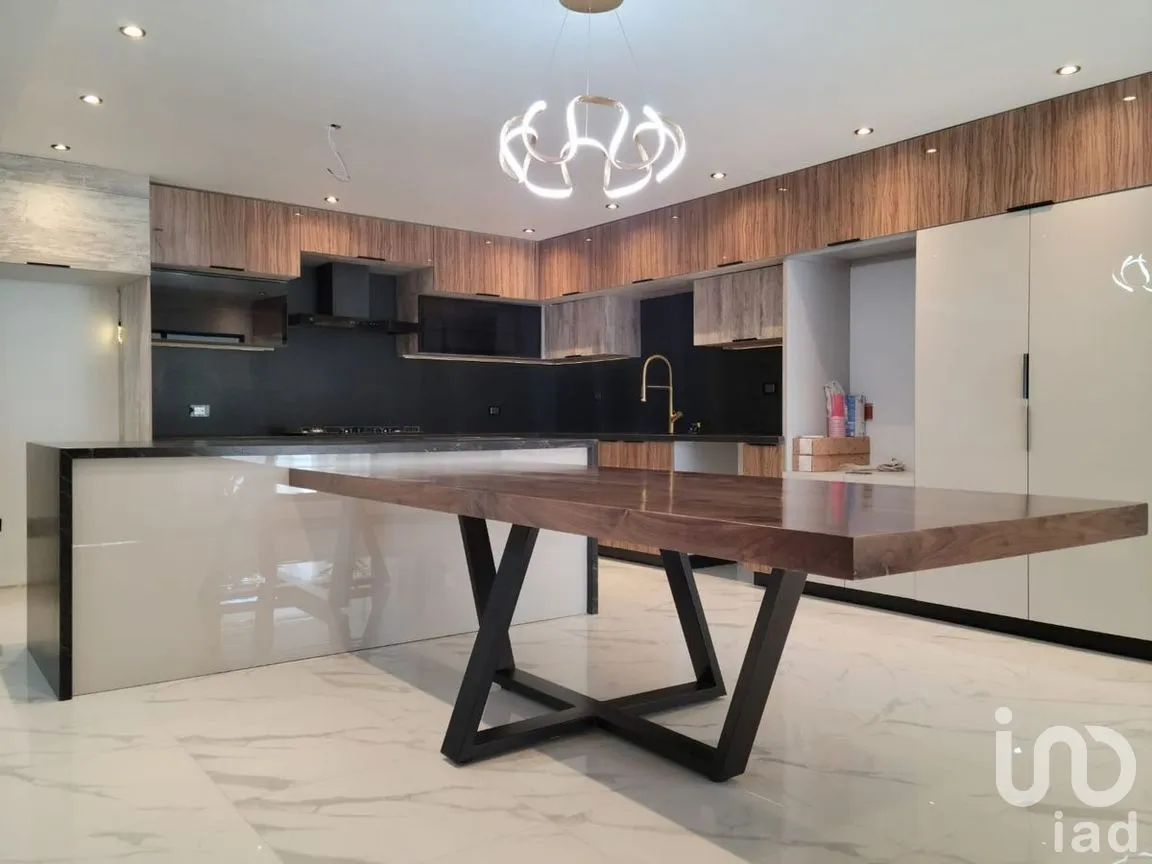 Casa en Venta en Los Parques, Juárez, Chihuahua | NEX-281594 | iad México | Foto 3 de 14