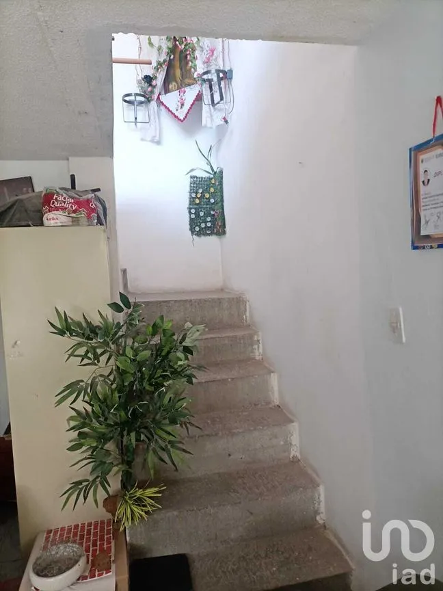 Casa en Venta en Jardines de Morelos 5a Sección, Ecatepec de Morelos, Estado de México | NEX-281678 | iad México | Foto 2 de 14