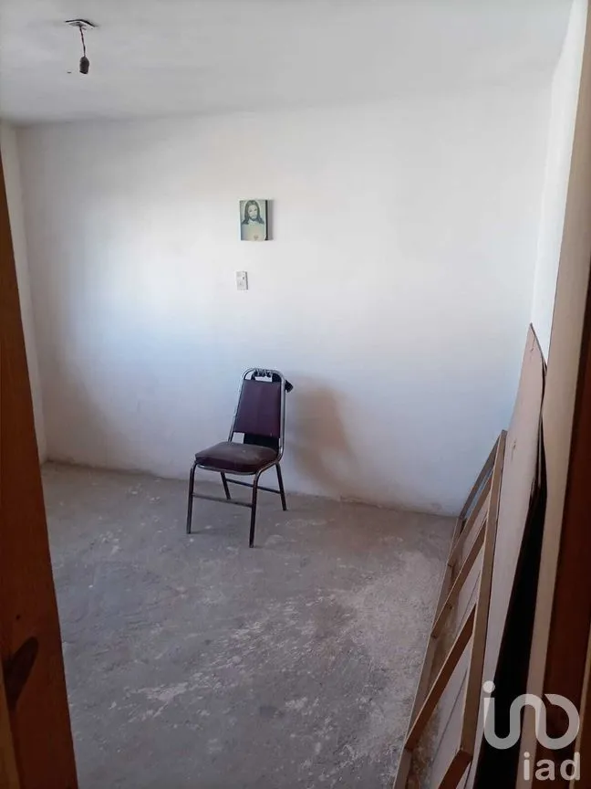 Casa en Venta en Jardines de Morelos 5a Sección, Ecatepec de Morelos, Estado de México | NEX-281678 | iad México | Foto 3 de 14