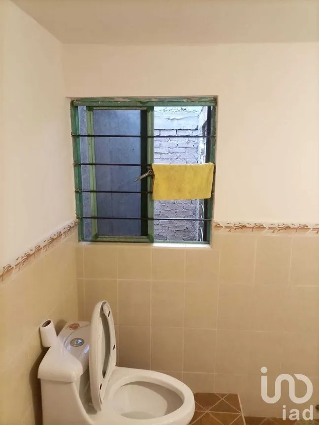 Casa en Venta en Jardines de Morelos 5a Sección, Ecatepec de Morelos, Estado de México | NEX-281678 | iad México | Foto 8 de 14