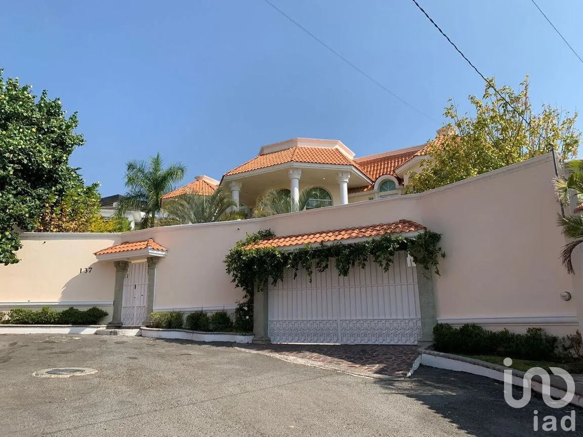 Casa en Venta en Villas de Irapuato, Irapuato, Guanajuato | NEX-281689 | iad México | Foto 1 de 11
