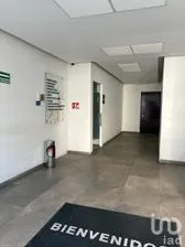 NEX-281706 - Oficina en Renta, con 21.5 m2 de construcción en Bosque Esmeralda, CP 52930, Estado de México.