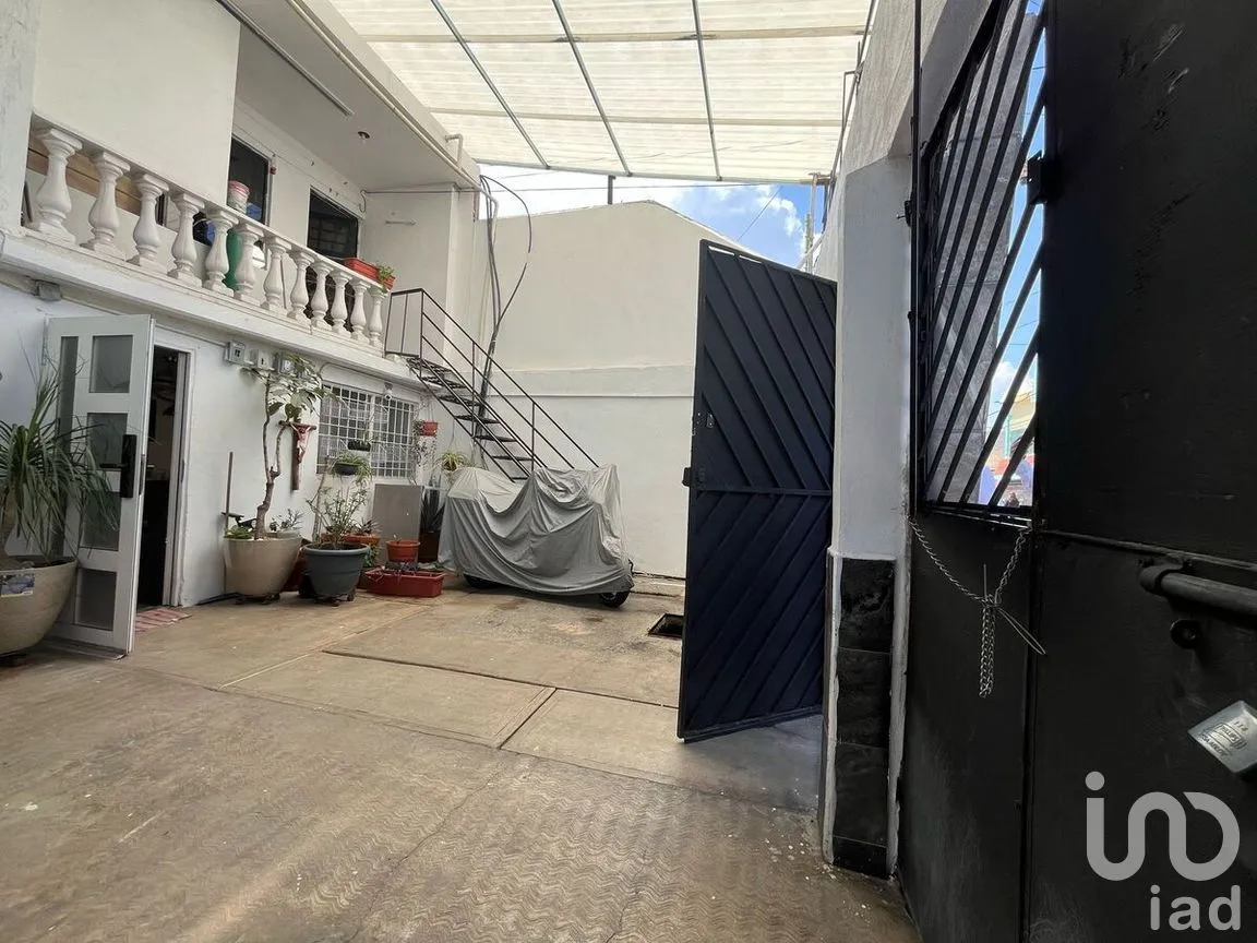 Casa en Venta en Ciudad Azteca Sección Oriente, Ecatepec de Morelos, Estado de México | NEX-281709 | iad México | Foto 2 de 46