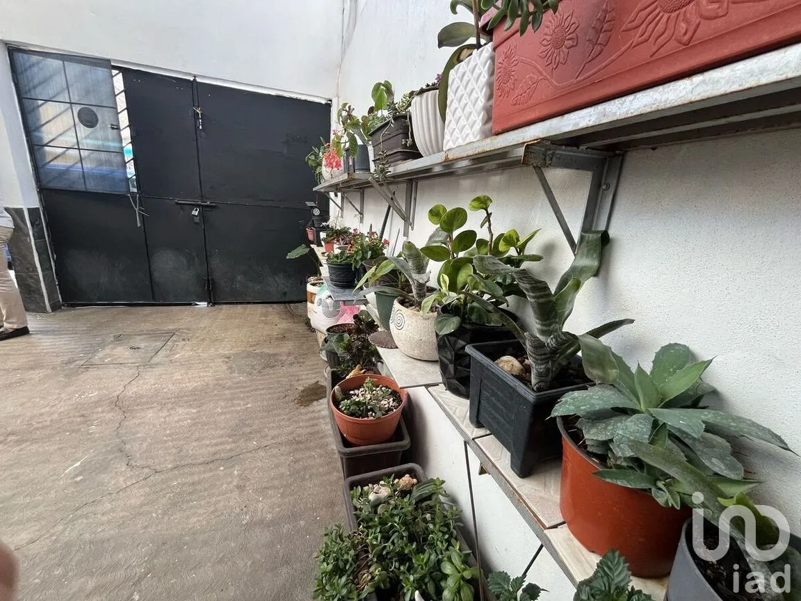 Casa en Venta en Ciudad Azteca Sección Oriente, Ecatepec de Morelos, Estado de México | NEX-281709 | iad México | Foto 1 de 46