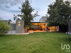 NEX-281722 - Casa en Venta, con 3 recamaras, con 3 baños.