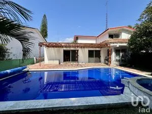 NEX-281723 - Casa en Venta, con 4 recamaras, con 3 baños, con 135 m2 de construcción en Lomas de Cocoyoc, CP 62847, Morelos.