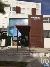 NEX-281725 - Departamento en Venta, con 3 recamaras, con 2 baños, con 130 m2 de construcción en SM 21, CP 77505, Quintana Roo.