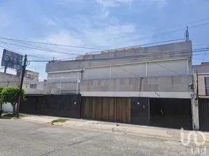 NEX-281728 - Casa en Renta, con 9 recamaras, con 4 baños, con 636 m2 de construcción en La Florida, CP 53160, Estado de México.