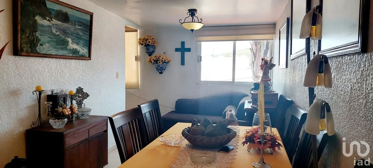 Casa en Venta en Lomas Verdes 5a Sección (La Concordia), Naucalpan de Juárez, Estado de México | NEX-281746 | iad México | Foto 3 de 19