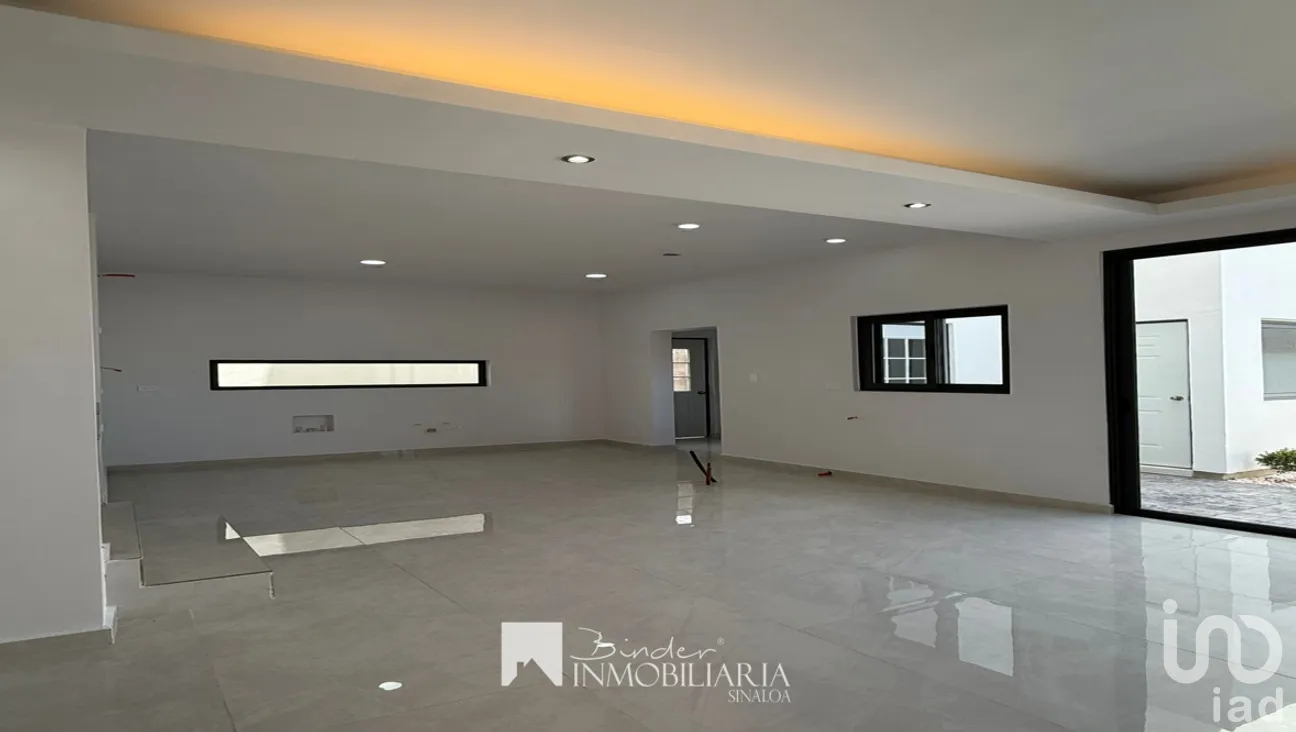 Casa en Venta en Las Villas Residencial, Ahome, Sinaloa | NEX-281783 | iad México | Foto 2 de 12