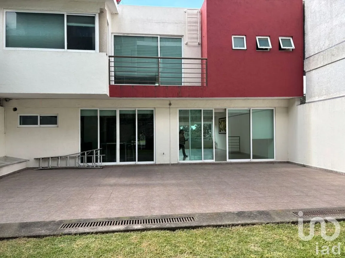 Casa en Venta en Bosque Esmeralda, Atizapán de Zaragoza, Estado de México | NEX-281788 | iad México | Foto 2 de 48