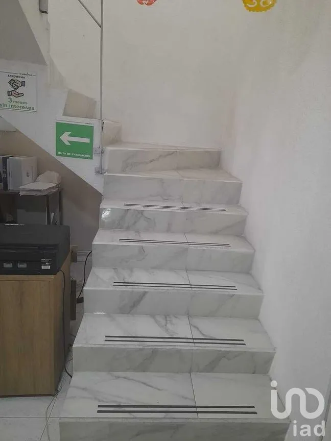 Oficina en Renta en Valle Dorado, Tlalnepantla de Baz, Estado de México | NEX-281791 | iad México | Foto 2 de 9
