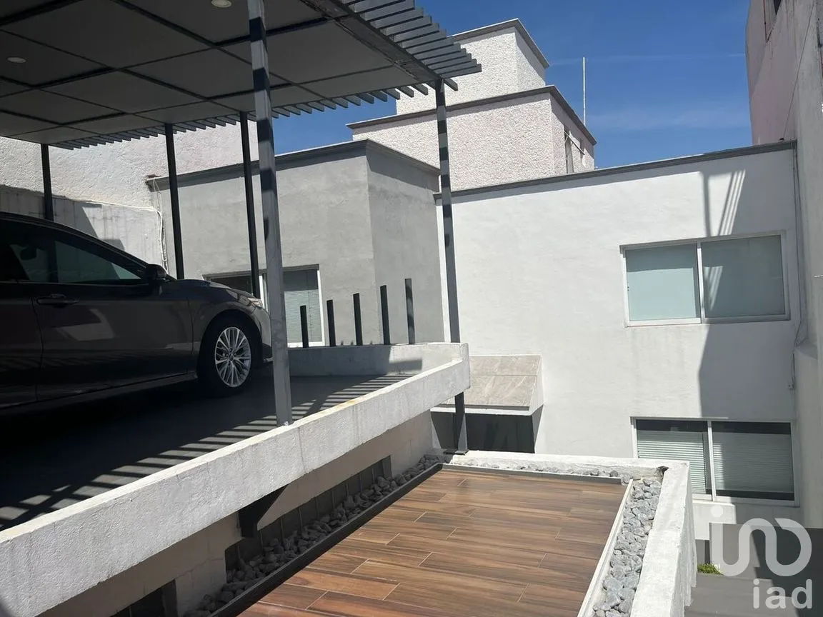 Casa en Venta en Fuentes de Satélite, Atizapán de Zaragoza, Estado de México | NEX-281793 | iad México | Foto 2 de 24