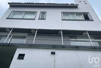 NEX-281793 - Casa en Venta, con 3 recamaras, con 4 baños, con 180 m2 de construcción en Fuentes de Satélite, CP 52998, Estado de México.