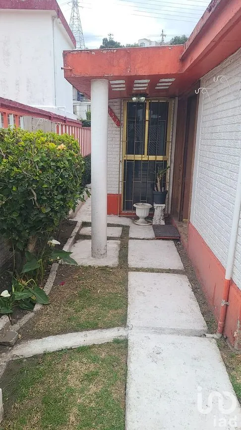 Casa en Venta en Los Pirules, Tlalnepantla de Baz, Estado de México | NEX-282009 | iad México | Foto 5 de 27