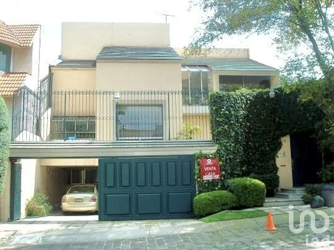Casa en Venta en Lomas de las Palmas, Huixquilucan, Estado de México | NEX-287874 | iad México | Foto 1 de 22