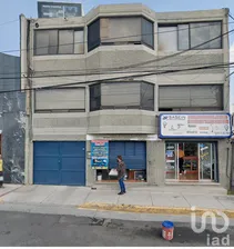 NEX-291374 - Local en Renta, con 1 baño, con 144 m2 de construcción en Santa Cruz del Monte, CP 53110, Estado de México.