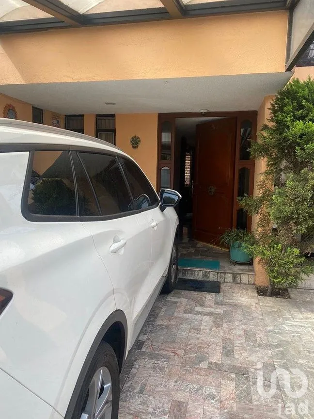 Casa en Venta en Jardines de Santa Mónica, Tlalnepantla de Baz, Estado de México | NEX-291517 | iad México | Foto 2 de 24