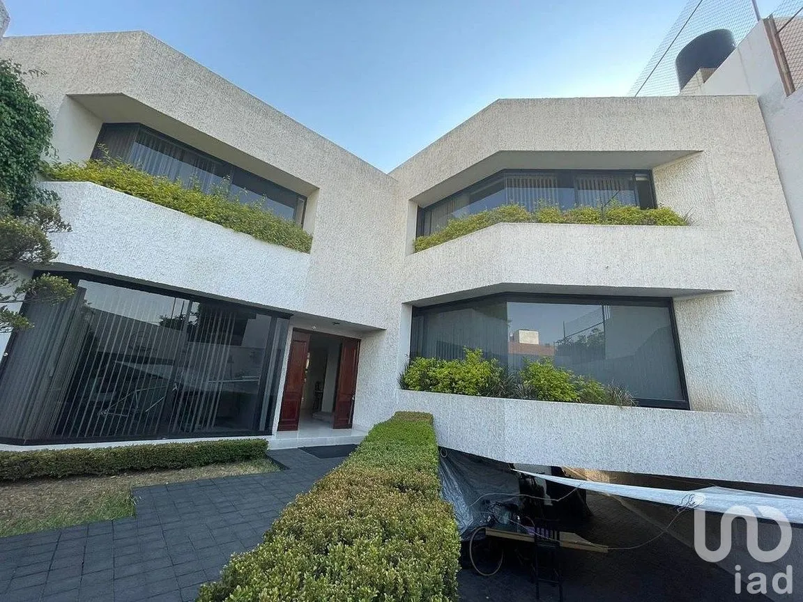 Casa en Venta en Ciudad Satélite, Naucalpan de Juárez, Estado de México | NEX-292398 | iad México | Foto 2 de 23