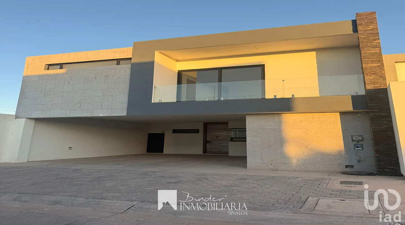 Casa en Venta en Alcázar del Country, Ahome, Sinaloa | NEX-293041 | iad México | Foto 2 de 11