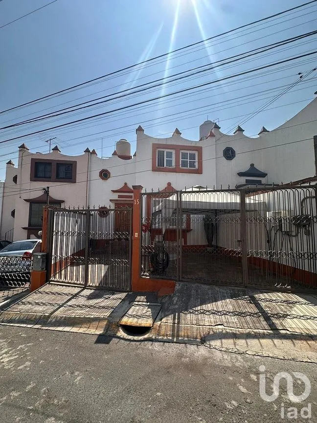 Casa en Venta en Fuentes de Satélite, Atizapán de Zaragoza, Estado de México | NEX-293048 | iad México | Foto 2 de 25