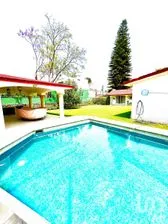 NEX-296249 - Casa en Renta, con 5 recamaras, con 3 baños, con 350 m2 de construcción.
