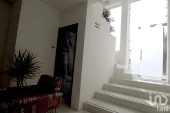 NEX-266356 - Oficina en Renta, con 1 baño, con 400 m2 de construcción en Jardines de San Ignacio, CP 45040, Jalisco.