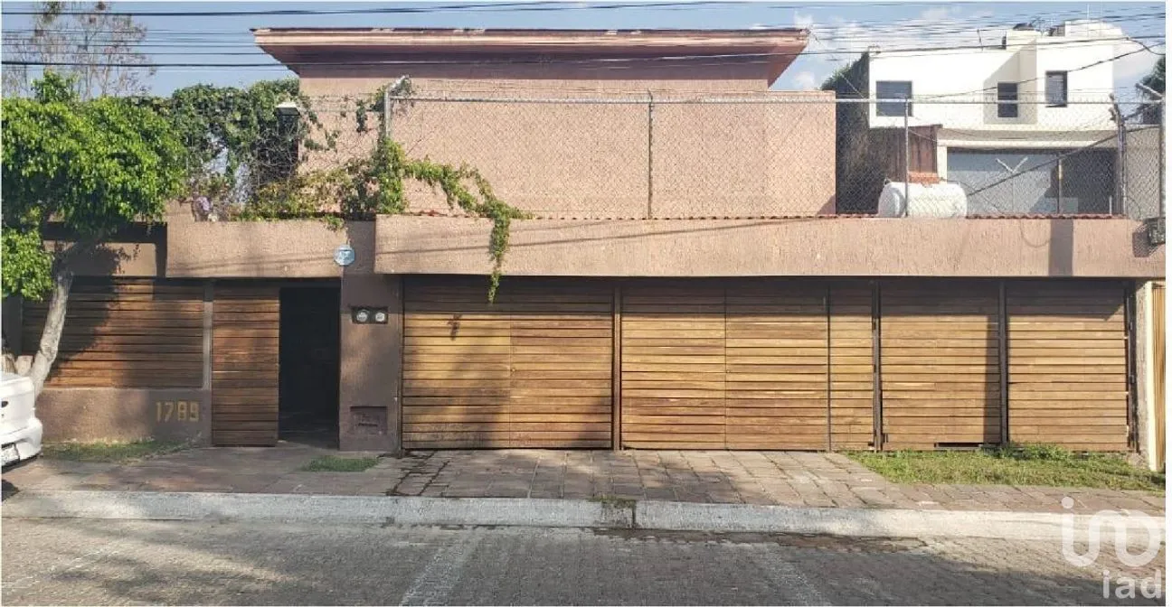 Casa en Venta en Villa San Jorge, Zapopan, Jalisco | NEX-266370 | iad México | Foto 1 de 10