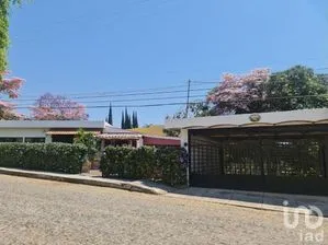 NEX-266382 - Casa en Venta, con 3 recamaras, con 3 baños, con 440 m2 de construcción en Chulavista, CP 45907, Jalisco.