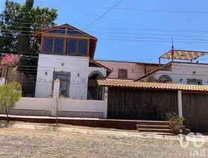 NEX-269455 - Casa en Venta, con 3 recamaras, con 2 baños, con 560 m2 de construcción en Lomas de Santa Anita, CP 45645, Jalisco.