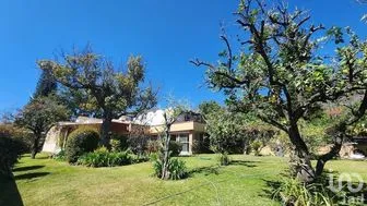 NEX-269562 - Casa en Venta, con 4 recamaras, con 3 baños, con 255 m2 de construcción en Ajijic Centro, CP 45920, Jalisco.
