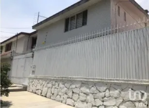 NEX-91807 - Casa en Venta, con 4 recamaras, con 3 baños, con 258 m2 de construcción en Providencia 4a Secc, CP 44639, Jalisco.