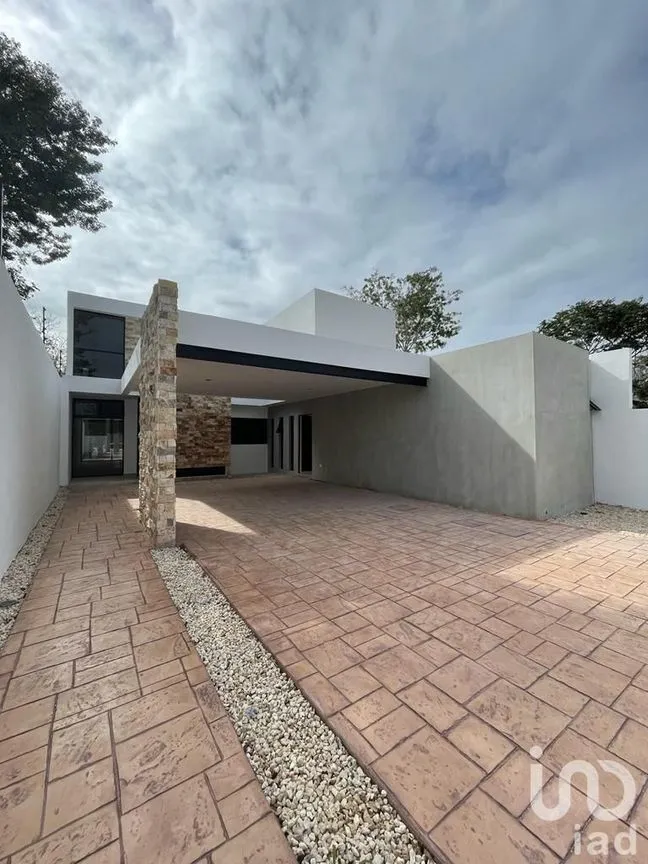 Casa en Venta en Temozon Norte, Mérida, Yucatán | NEX-103619 | iad México | Foto 1 de 34