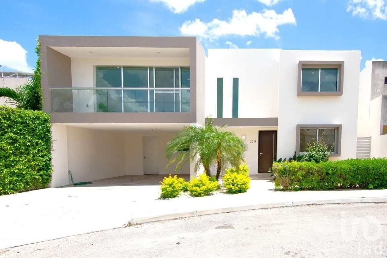 Casa en Venta en Xcumpich, Mérida, Yucatán | NEX-226987 | iad México | Foto 2 de 35