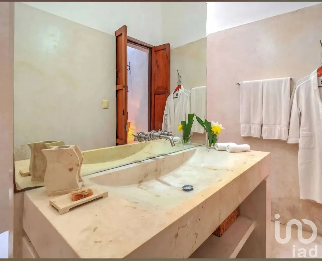 Casa en Venta en Mérida Centro, Mérida, Yucatán | NEX-271049 | iad México | Foto 9 de 25