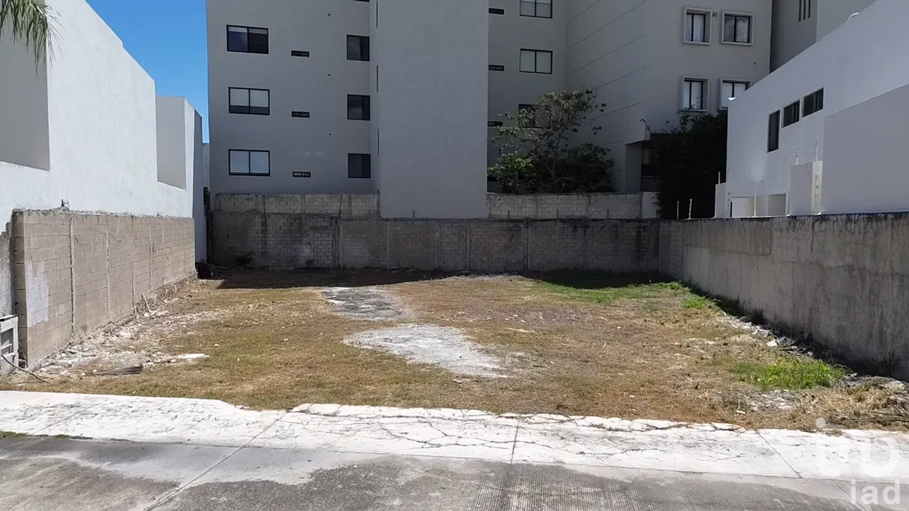 Terreno en Venta en Altabrisa, Mérida, Yucatán | NEX-272210 | iad México | Foto 2 de 7