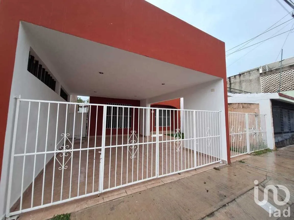 Casa en Renta en La Castellana, Mérida, Yucatán | NEX-273709 | iad México | Foto 2 de 27