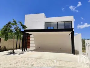 NEX-280377 - Casa en Venta, con 3 recamaras, con 3 baños, con 250.47 m2 de construcción en Mérida, CP 97203, Yucatán.